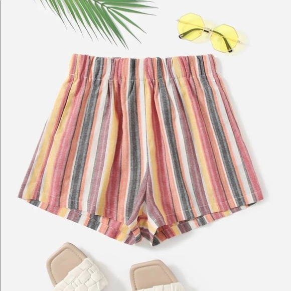 Pants - Linen, high waisted shorts